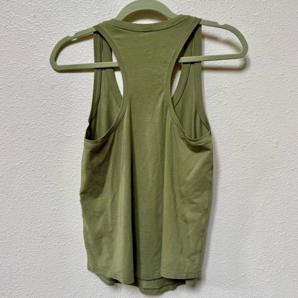 Lululemon love racer back Green Tank Top - Picture 2 of 8